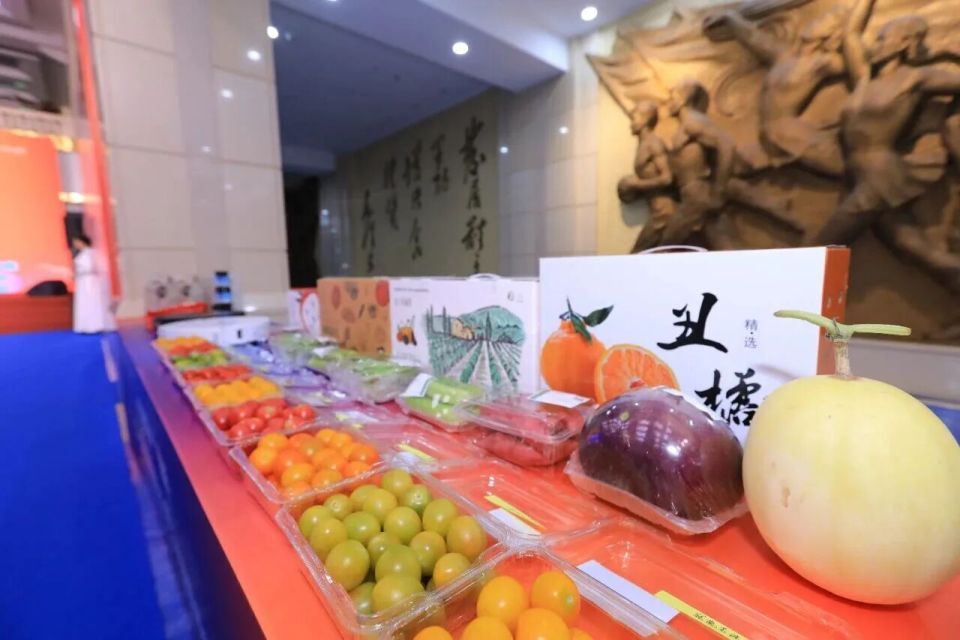 北京昌平站, 不仅聚人气, img